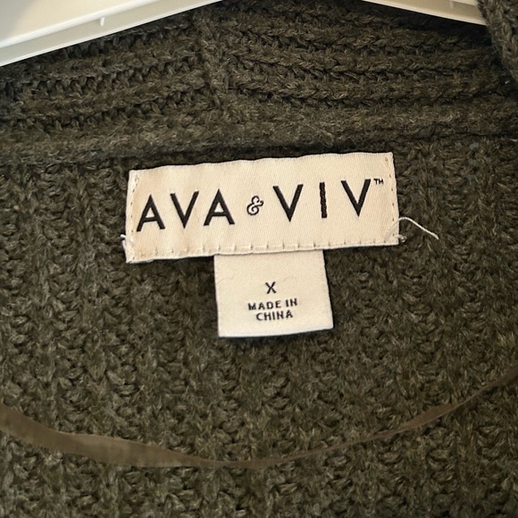 Target Brand Ava & Viv Hunter Green Knit Cardigan, Size X - Picture 2 of 4